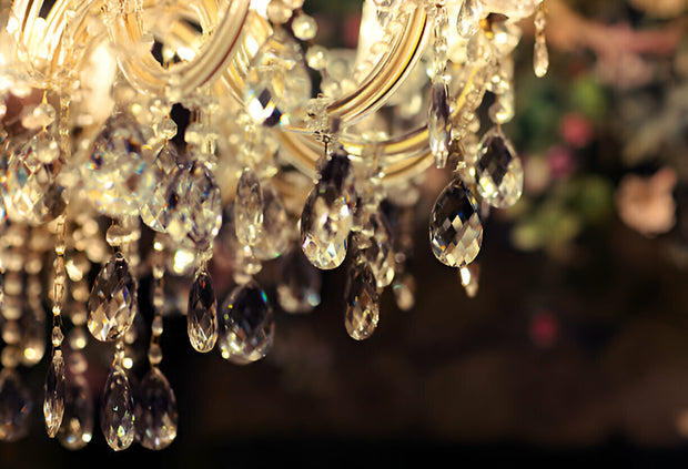<h2>Every lamp is different, but one thing is certain. Any place deserves to have a magnificent and shining lamp</h2>